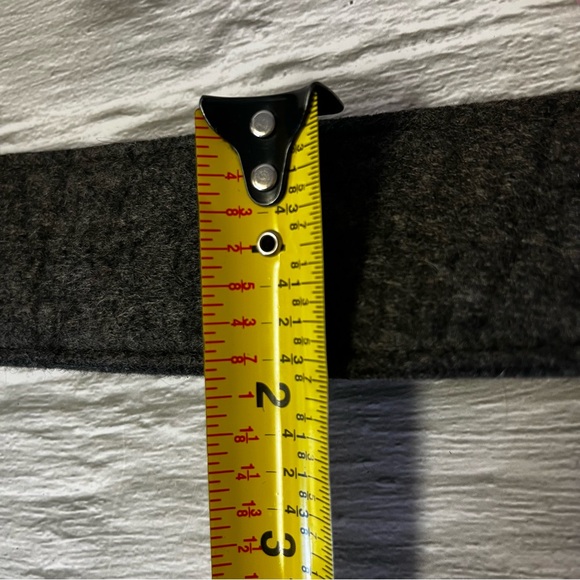 Scout By Petunia Pickle Bottom Dark Grey Felt Diaper Messenger Bag - Picture 14 of 14